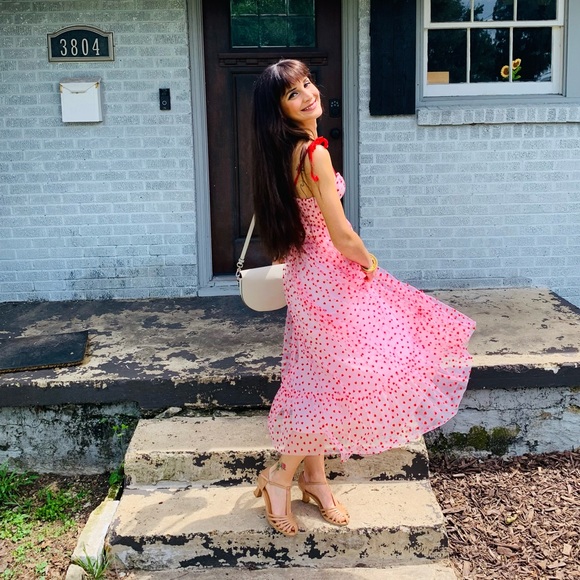 Meet your Posher, Cloe - Picture 3 of 10